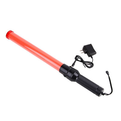 Baton lumineux flashant rouge portable rechargeable pour la sécurité routière